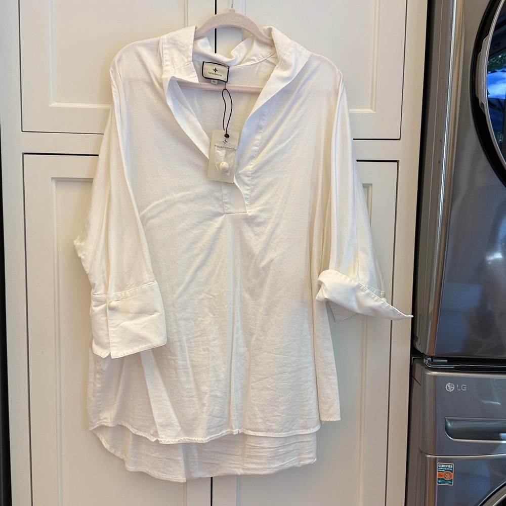 Tuckernuck White Button-Down Tunic Shirt